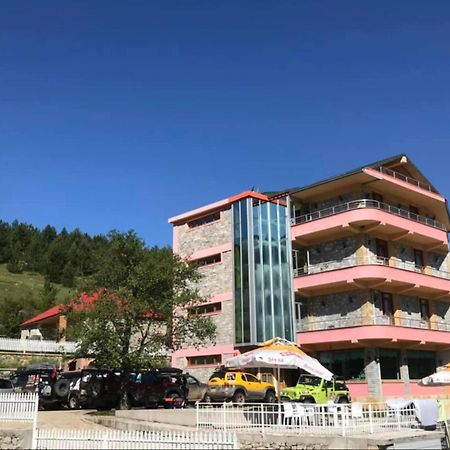 Fushe-Lure Lura Hotel מראה חיצוני תמונה